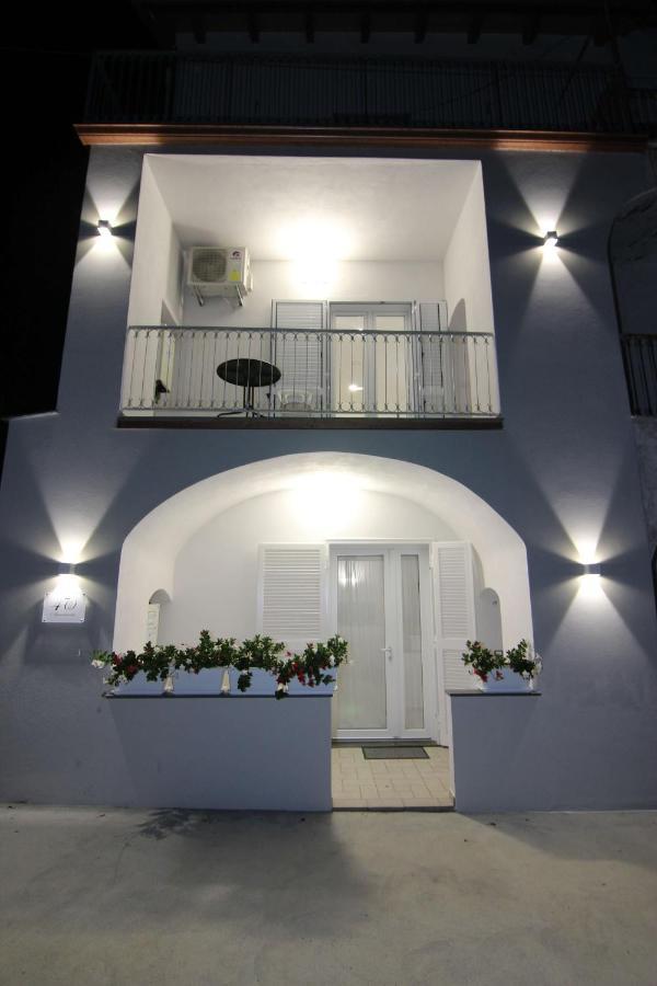 Four White Apartments アジェーロラ エクステリア 写真