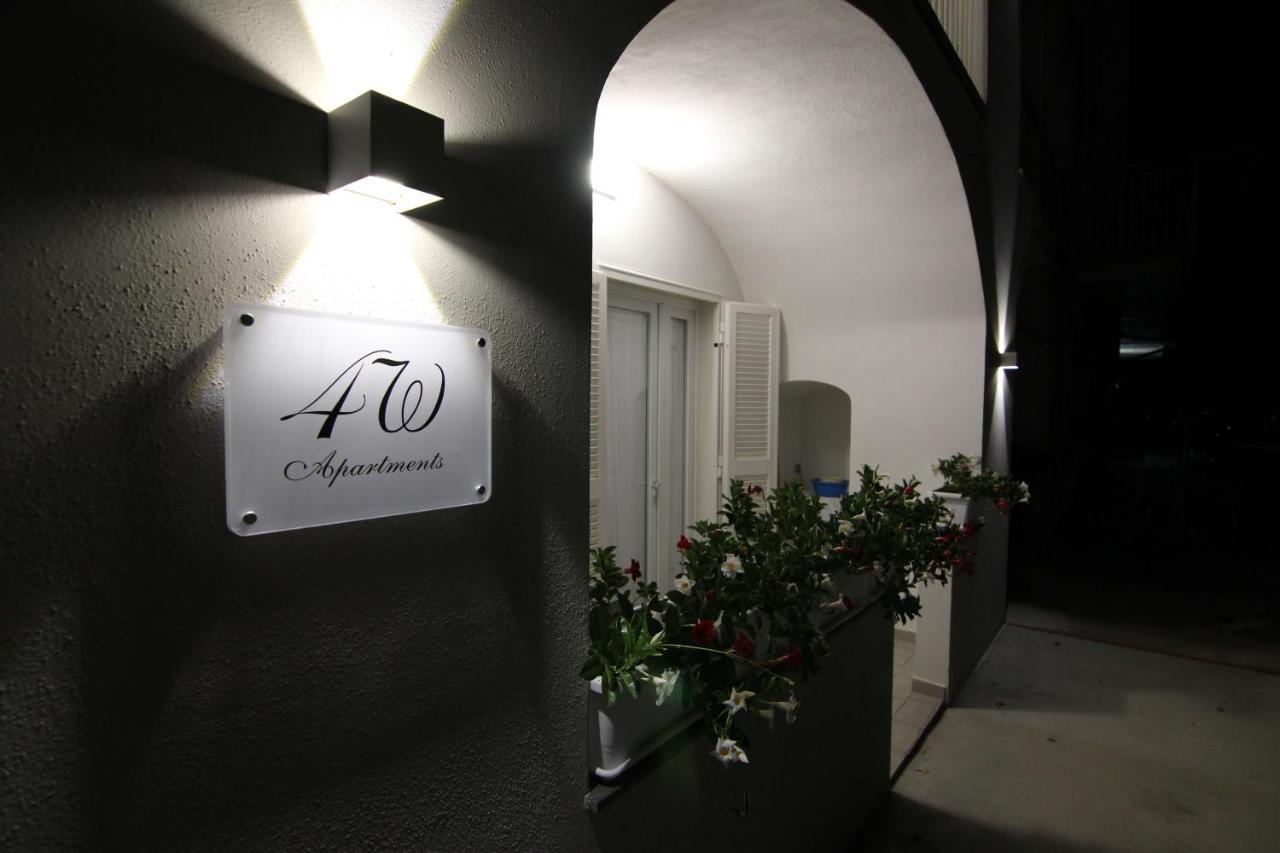 Four White Apartments アジェーロラ エクステリア 写真