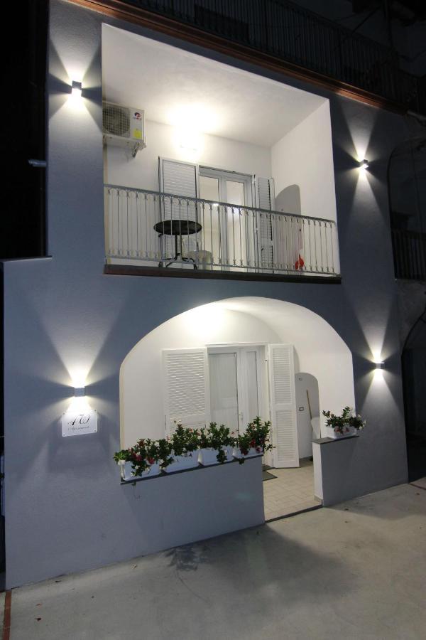 Four White Apartments アジェーロラ エクステリア 写真