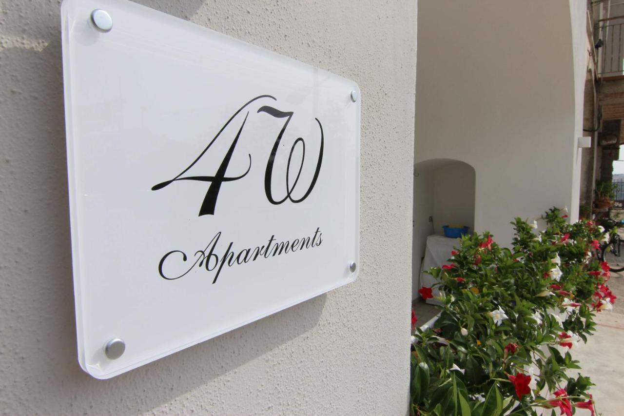 Four White Apartments アジェーロラ エクステリア 写真